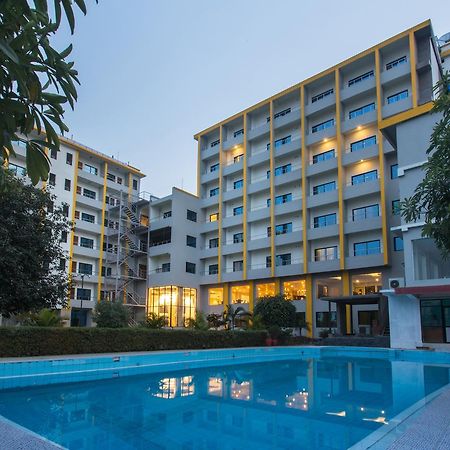 Hotel Siddhartha, Nepalgunj 외부 사진
